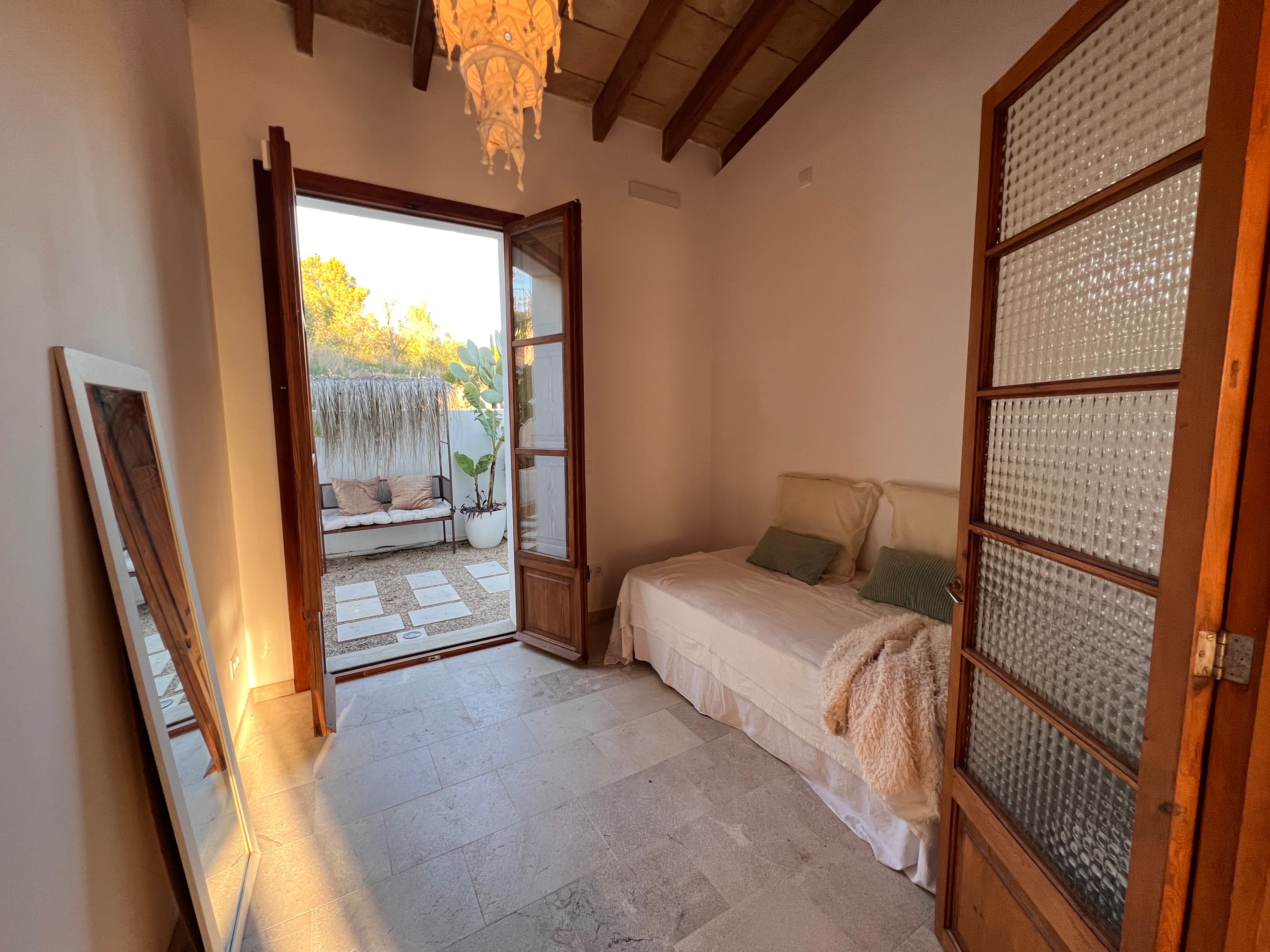 Magnifique villa (4 chambres, 3 salles de bains) à Palma, dans le quartier très prisé d'Establiments — photo 18