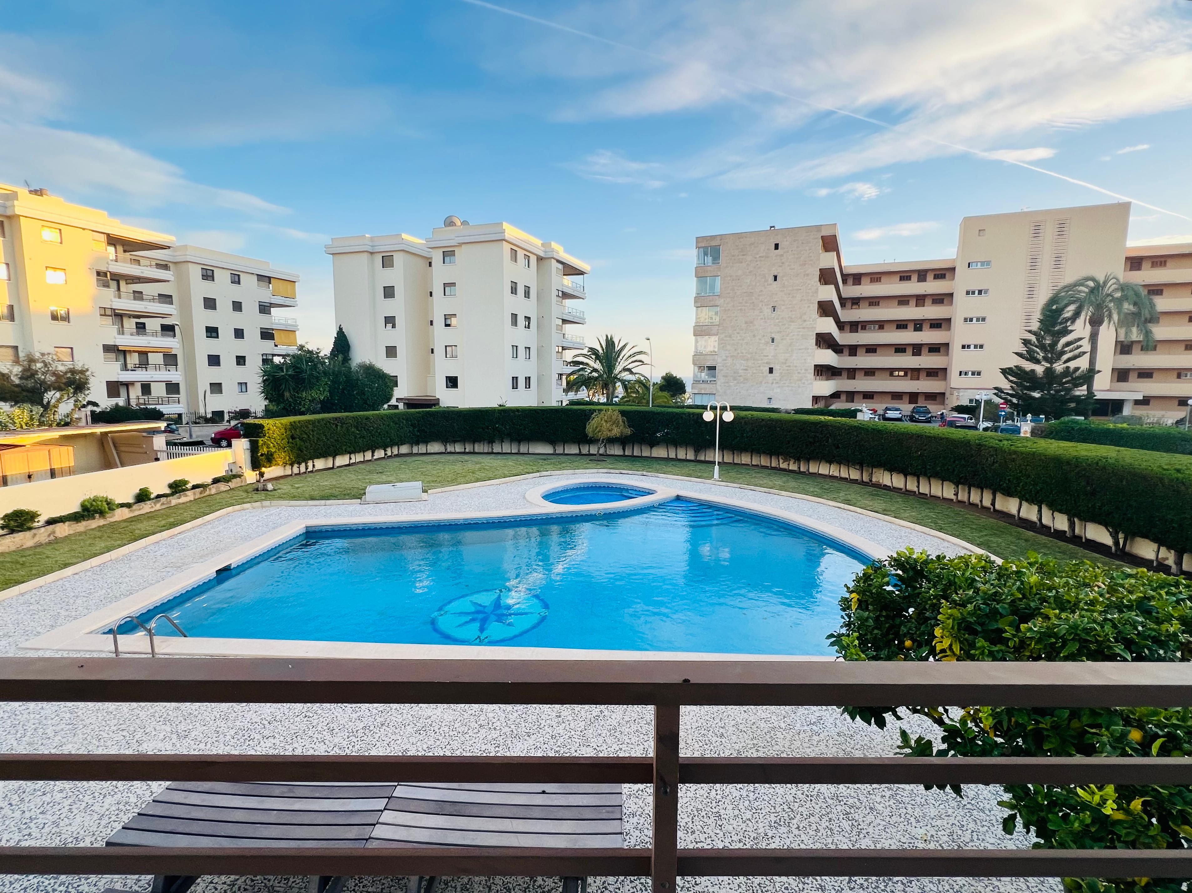 Appartement avec vue partielle sur la mer à Puerto Portals — photo 2