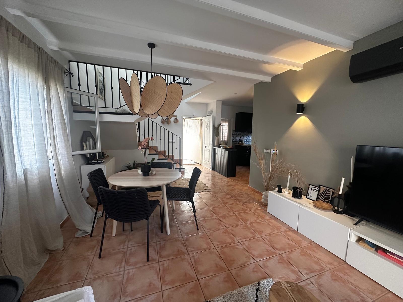 MAGNIFIQUE MAISON, 3 CHAMBRES, 2 SALLES DE BAINS, PISCINE 🏡 DISPONIBLE À LA LOCATION UNIQUEMENT DU 1ER SEPTEMBRE 2026 AU 30 MAI 2027 🏡 — photo 5