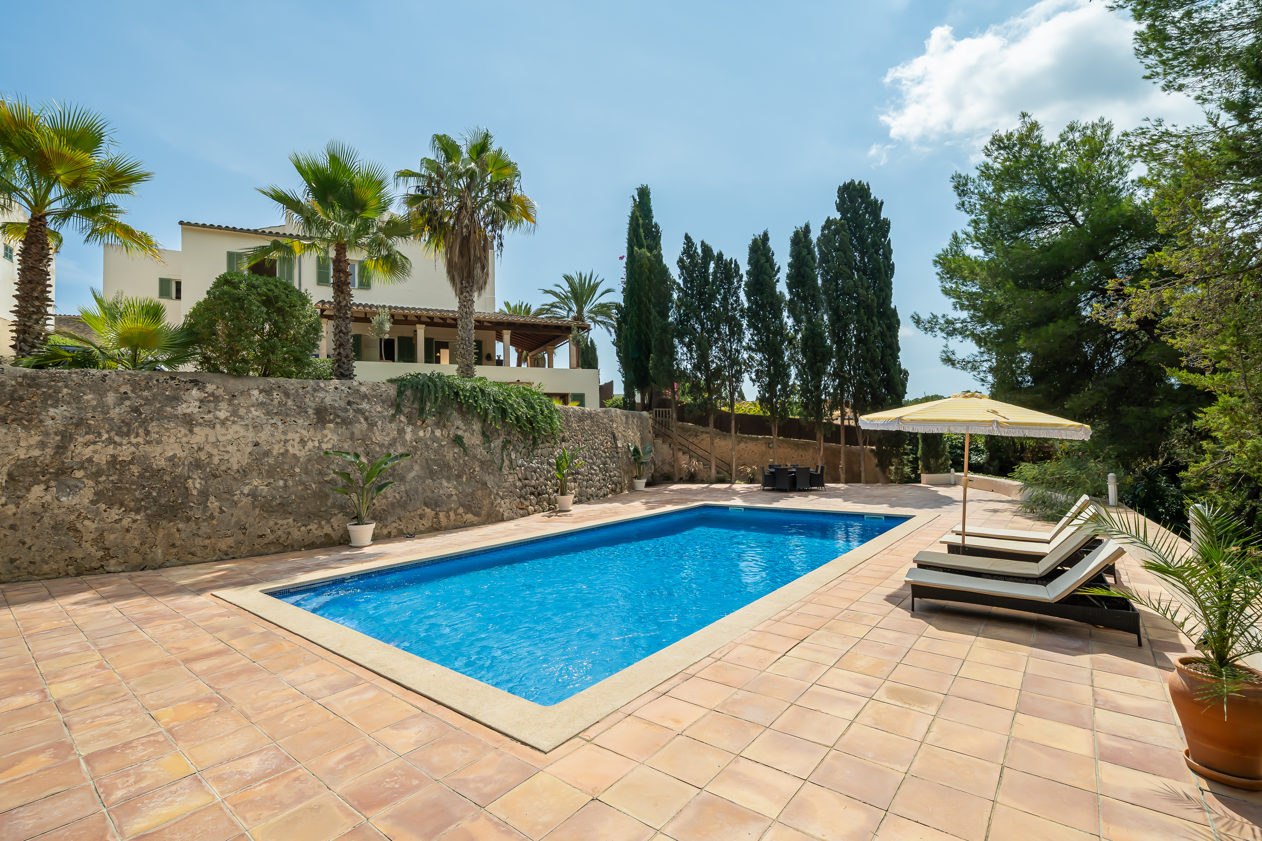 Superbe propriété de style majorquin à Son Rapinya - Palma : 8 chambres, 7 salles de bains, à 10' à pied du golf de Son Muntaner — photo 2
