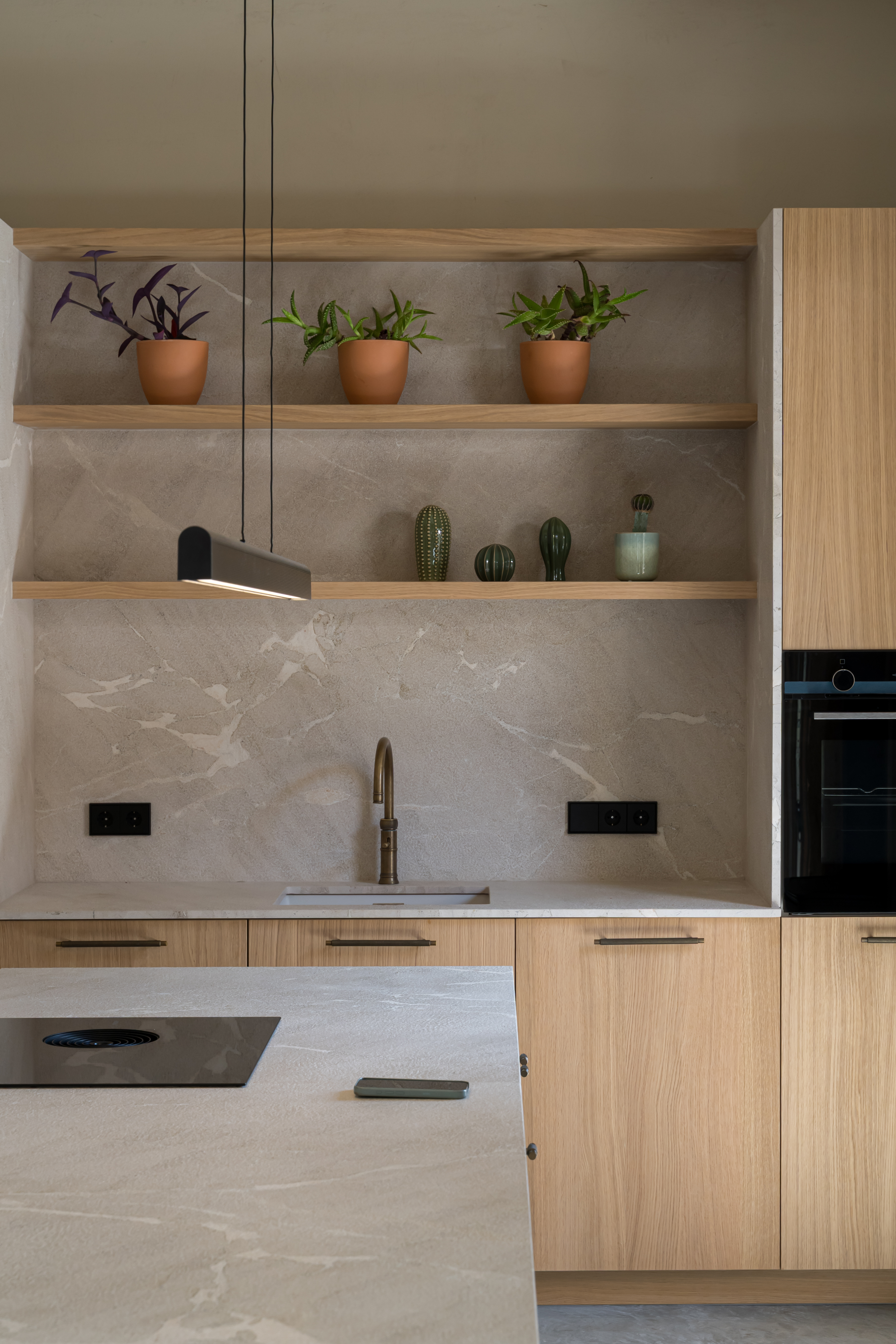 Appartement de 3 chambres entièrement rénové à vendre à Son Armadams, Palma. Intérieurs sur mesure, terrasse de 20 m², design méditerranéen et proximité de Santa Catalina et de la forêt de Bellver — photo 7