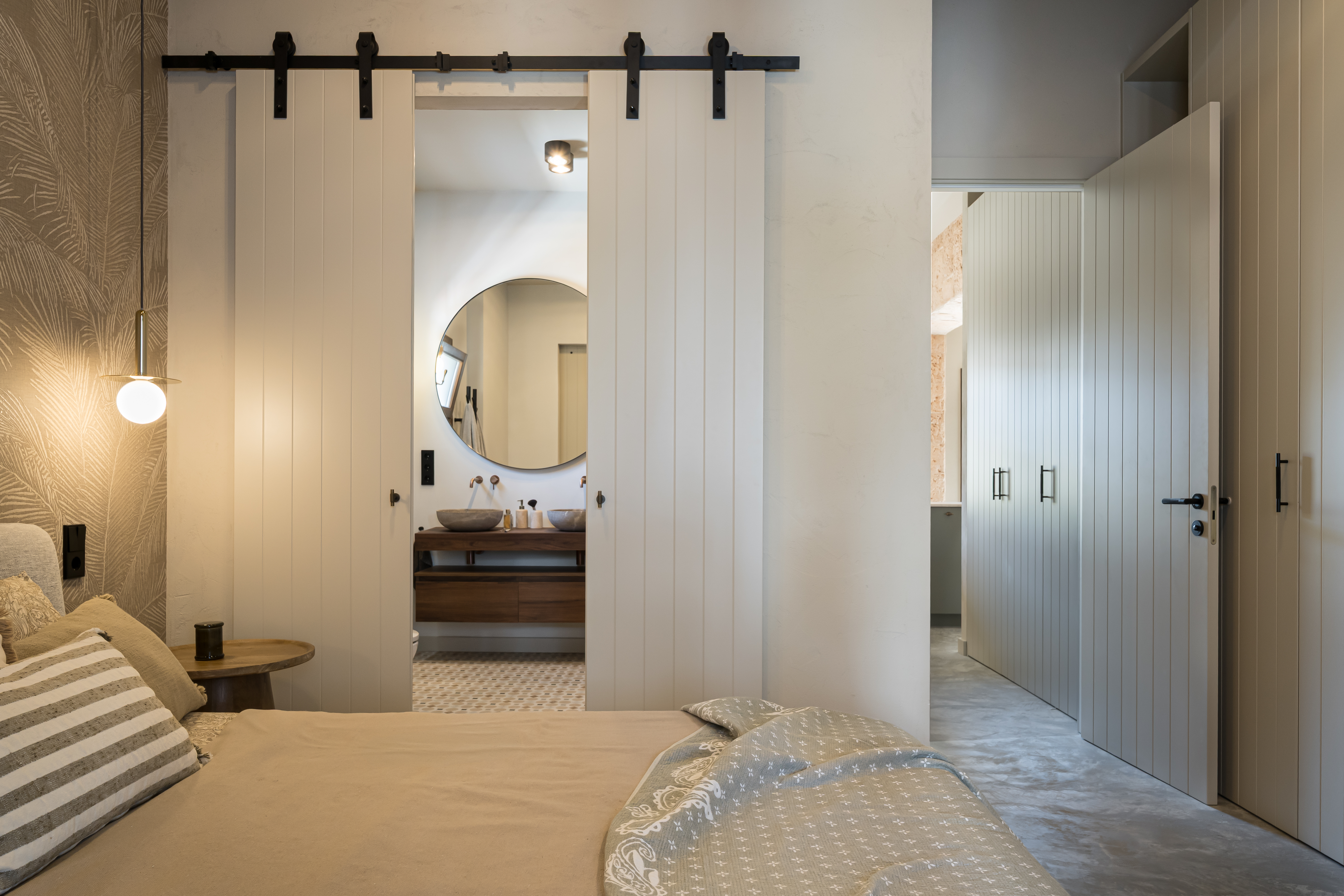 Appartement de 3 chambres entièrement rénové à vendre à Son Armadams, Palma. Intérieurs sur mesure, terrasse de 20 m², design méditerranéen et proximité de Santa Catalina et de la forêt de Bellver — photo 16