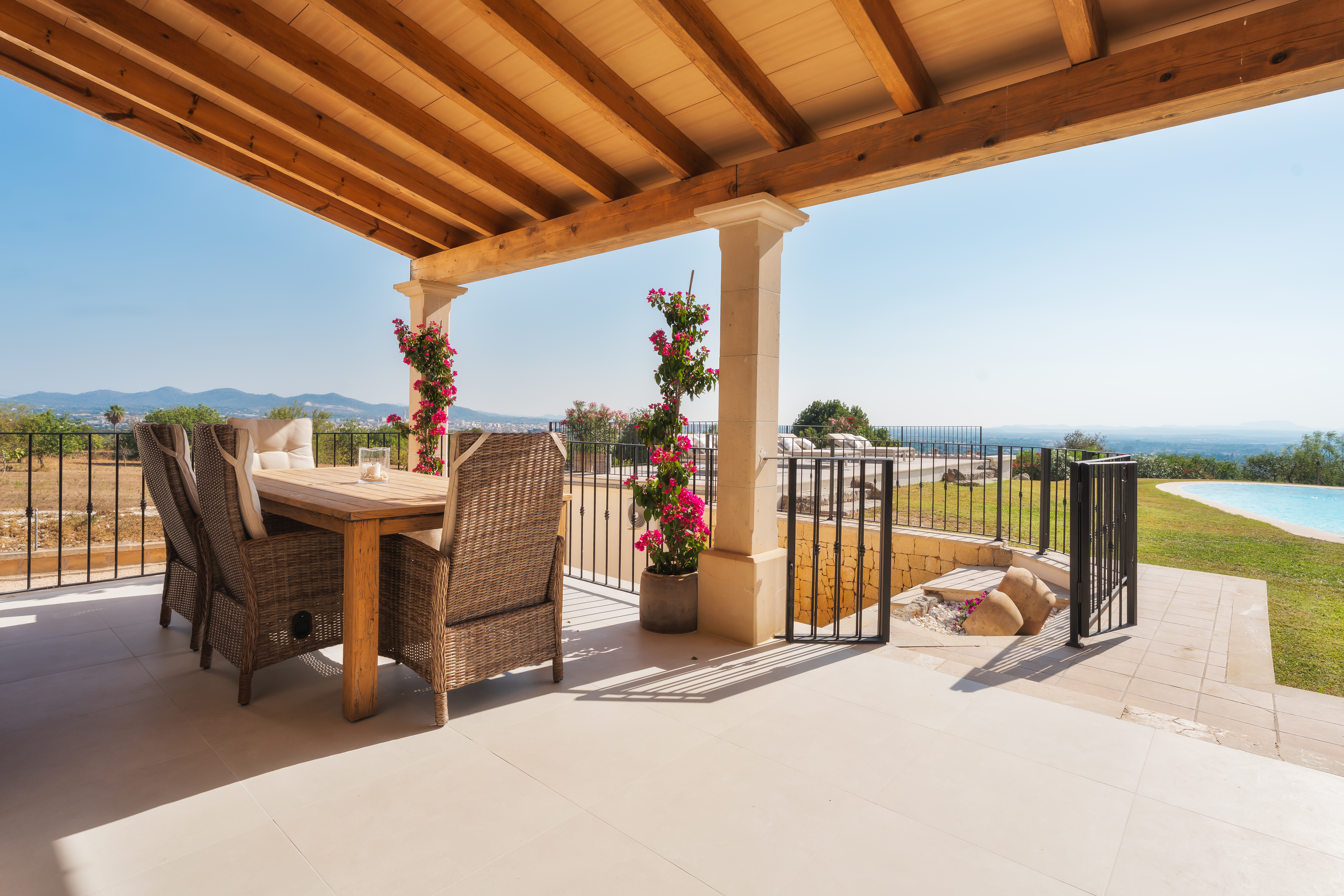 Rénovation intégrale 2025, logement d'invités, piscine, vue panoramique sur la vallée de Manacor — photo 21