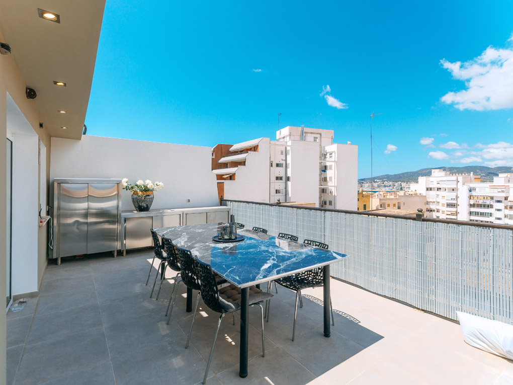 Palma - Penthouse d'angle avec 90 m² de terrasse vue mer et cathédrale — photo 3