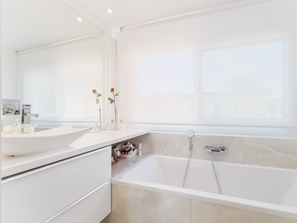 Palma - Penthouse d'angle avec 90 m² de terrasse vue mer et cathédrale — photo 12