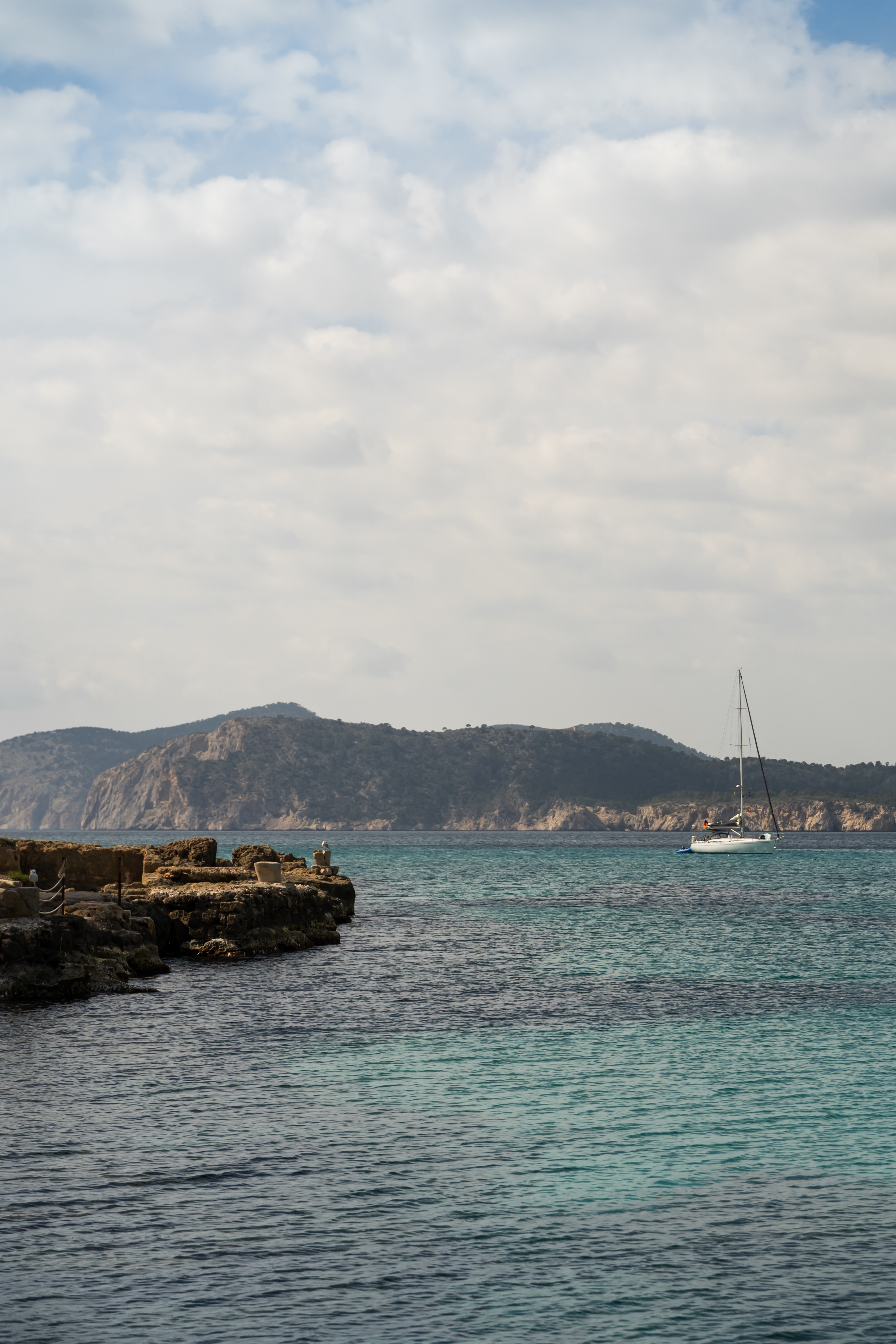 Penthouse en front de mer à Santa Ponsa avec accès direct à la mer et toit-terrasse panoramique — photo 18