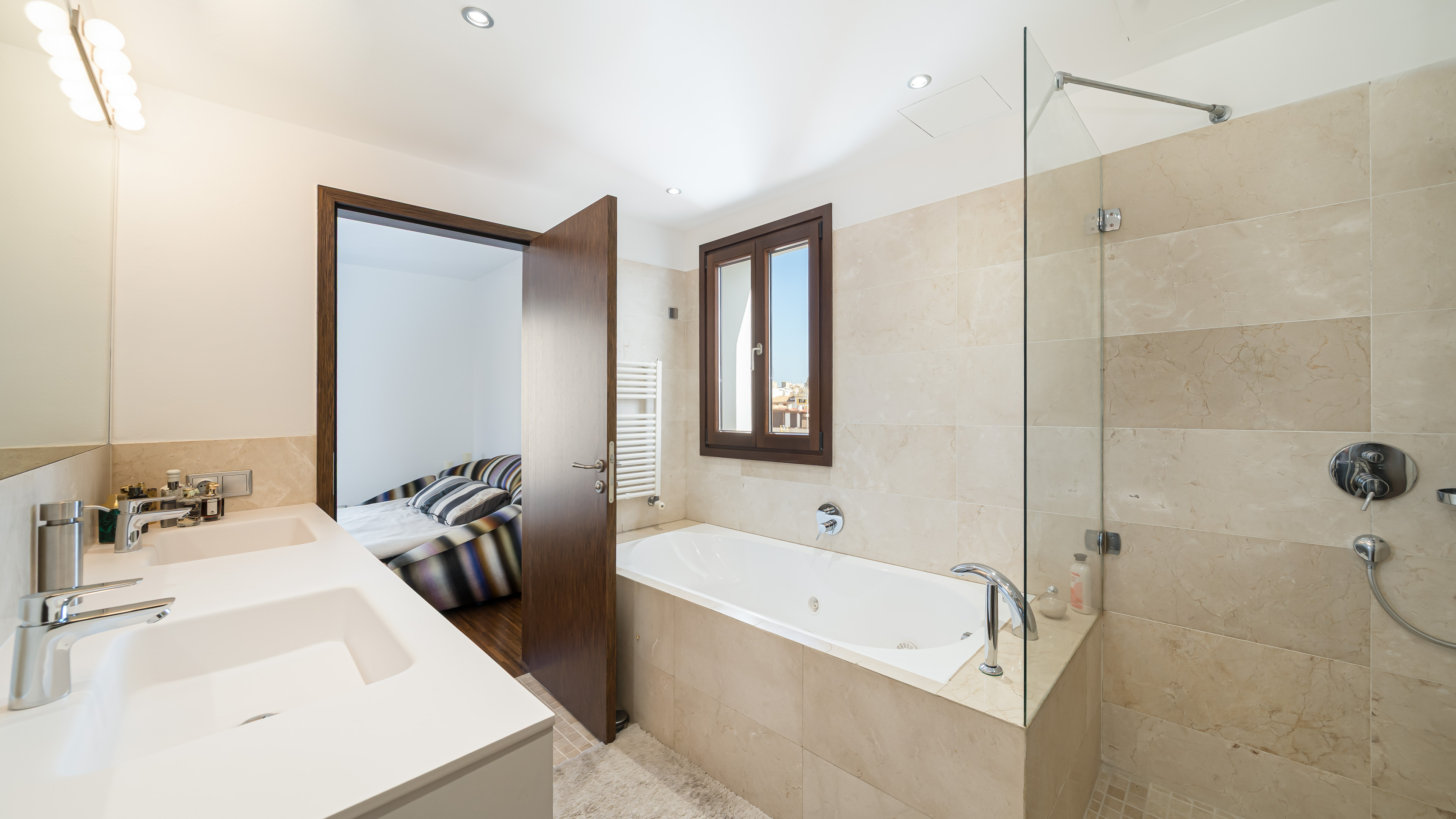 Duplex penthouse à Palma avec trois terrasses, vues sur la cathédrale, la mer et les montagnes, depuis La Lonja — photo 13