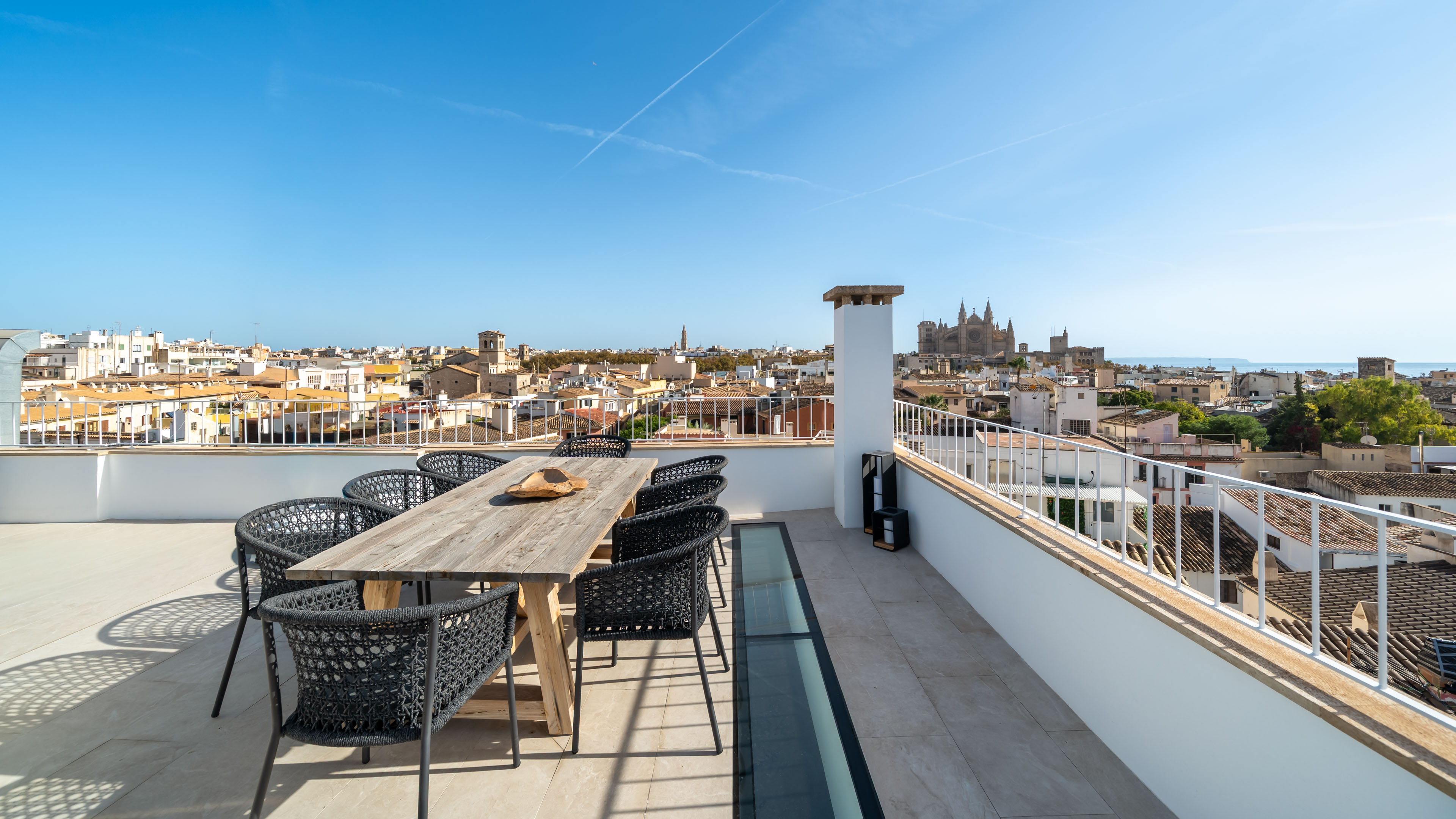 Duplex penthouse à Palma avec trois terrasses, vues sur la cathédrale, la mer et les montagnes, depuis La Lonja — photo 22
