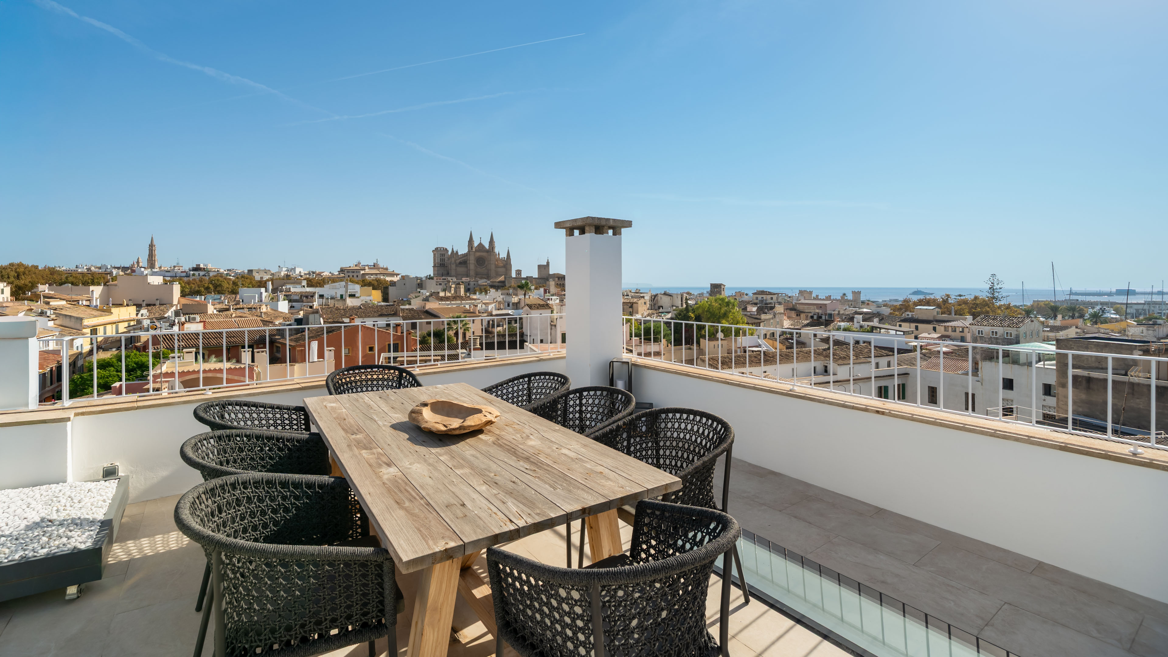 Duplex penthouse à Palma avec trois terrasses, vues sur la cathédrale, la mer et les montagnes, depuis La Lonja — photo 23