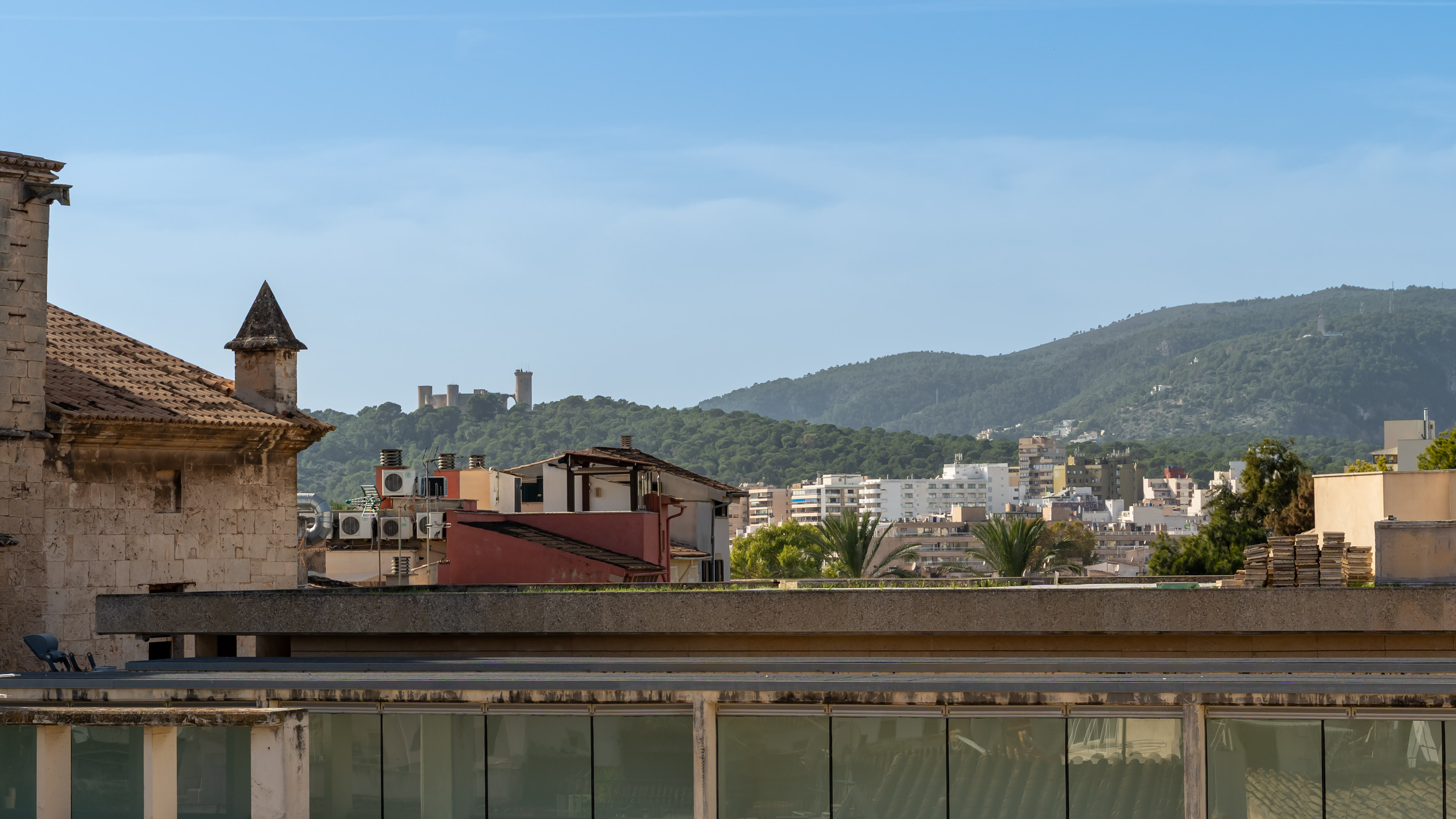 Duplex penthouse à Palma avec trois terrasses, vues sur la cathédrale, la mer et les montagnes, depuis La Lonja — photo 24