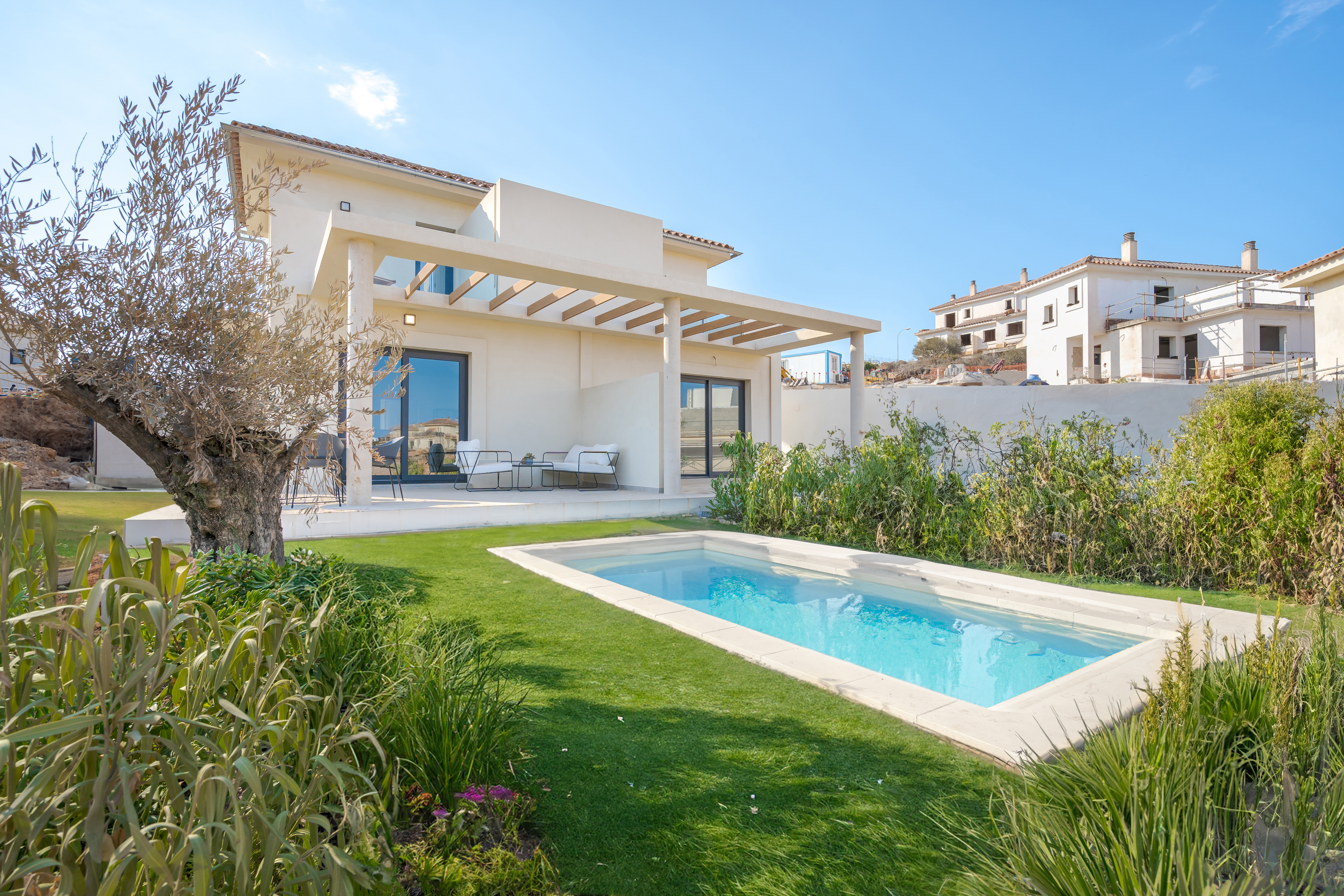 Maisons dans residence privée avec piscines à Cala Romantica — photo 2